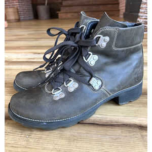 Timberland Women’s Waterproof Leather Alpine Lace Hiker Boots